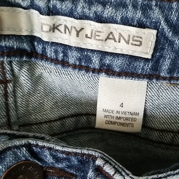 DKNY size 4 - Picture 2 of 4